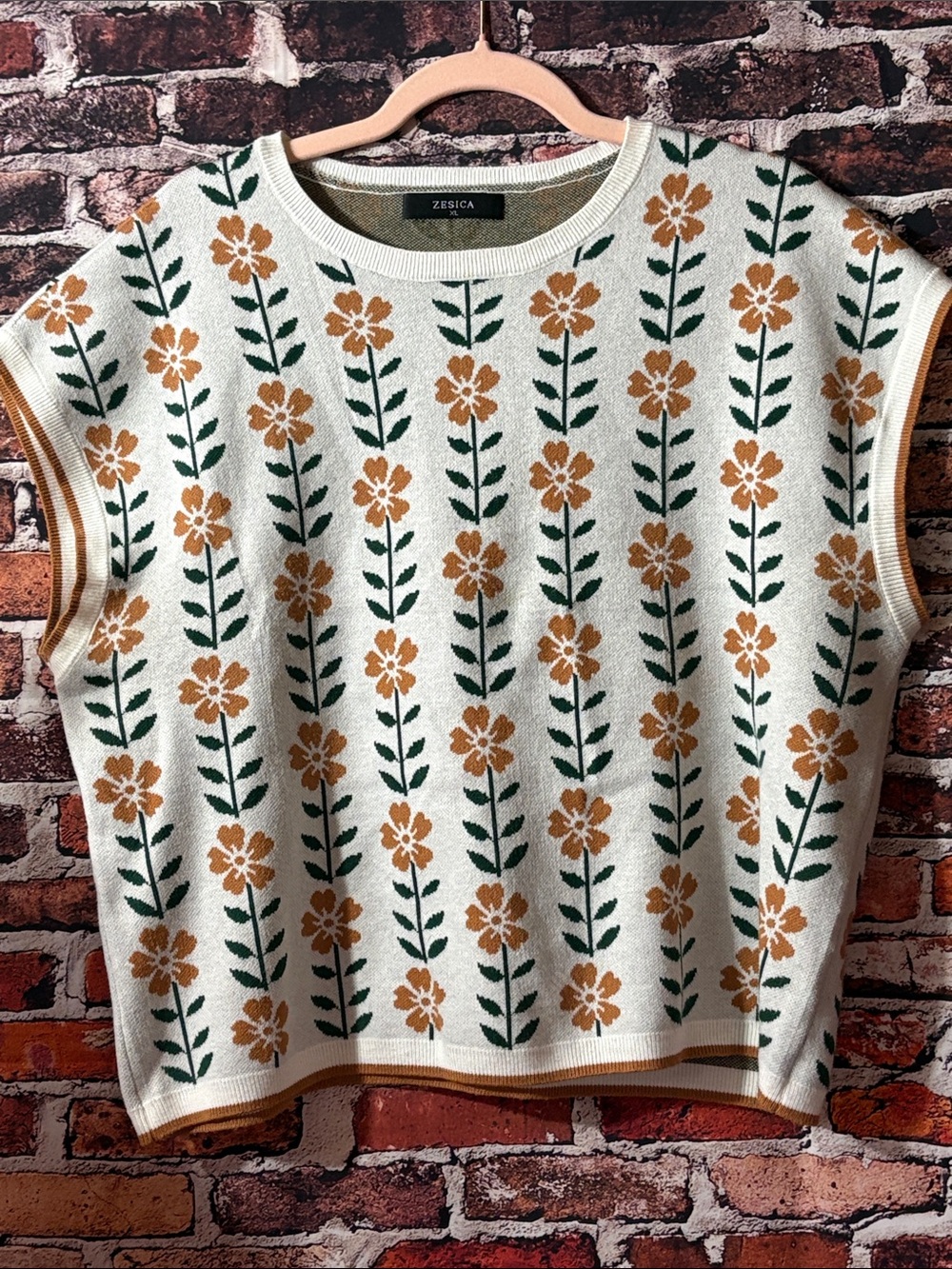 Zesica Cream Floral Crewneck Cap Sleeve Sweater with Mustard Flowers XL